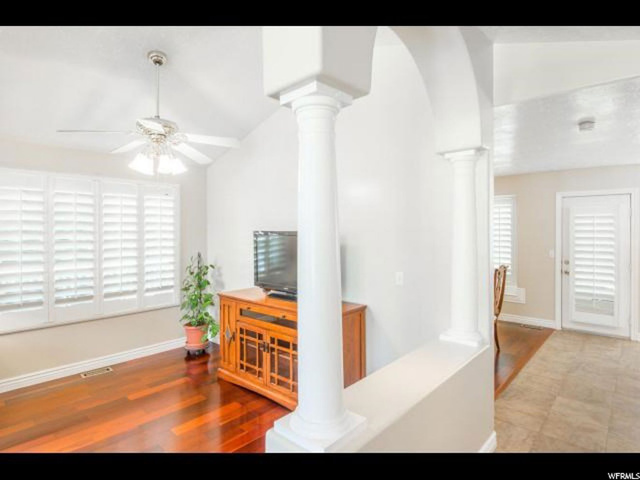 162 E Shadowbrook Ln, Kaysville, UT 84037 — photo 11