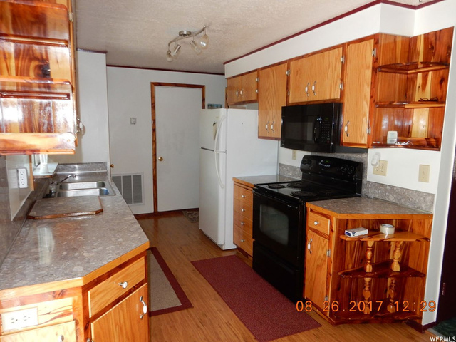 475 S 100 E, Manti, UT 84642 — photo 7