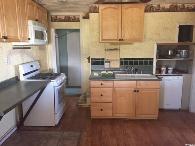 3077 S 1500 E, Vernal, UT 84078 — photo 5
