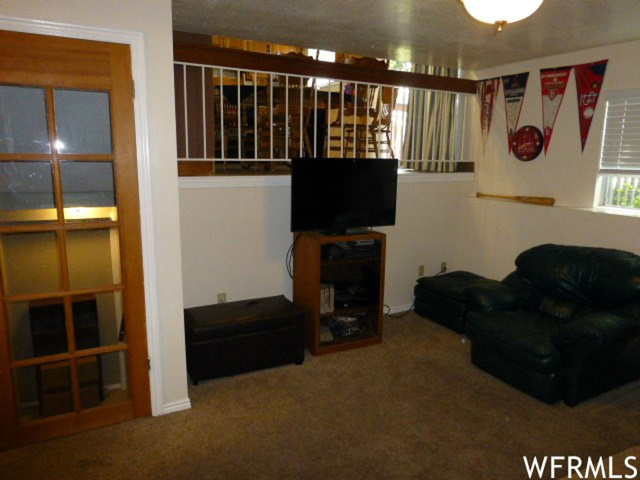 558 S 850 E, Layton, UT 84041 — photo 9