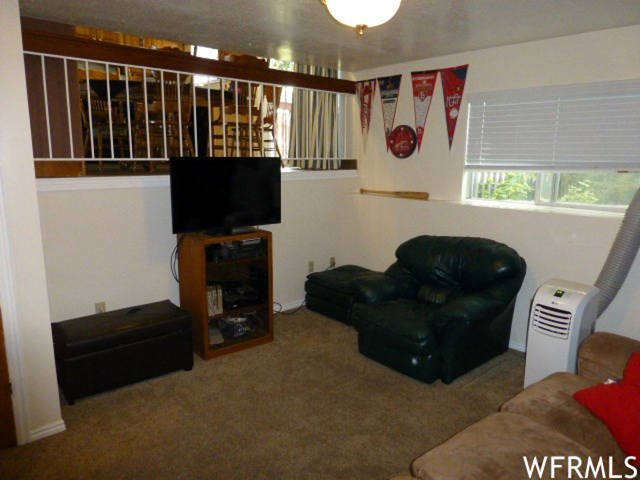 558 S 850 E, Layton, UT 84041 — photo 8