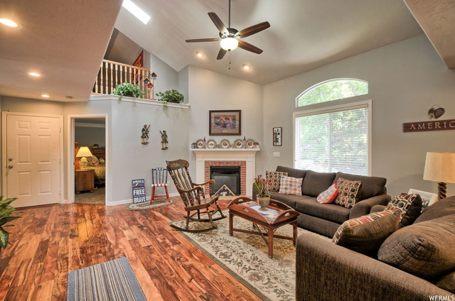 2210 E Oak Ln S, Layton, UT 84040 — photo 4