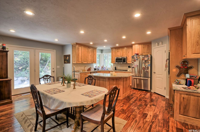 2210 E Oak Ln S, Layton, UT 84040 — photo 6