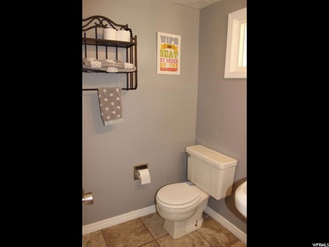 275 S 100 E, Orangeville, UT 84537 — photo 8