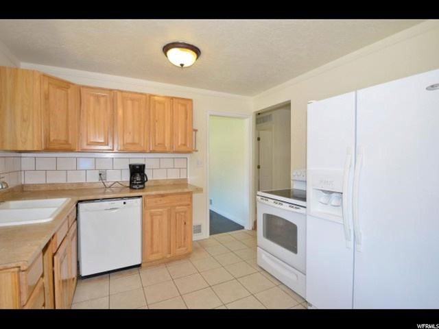 3978 S 2275 W, Roy, UT 84067 — photo 9