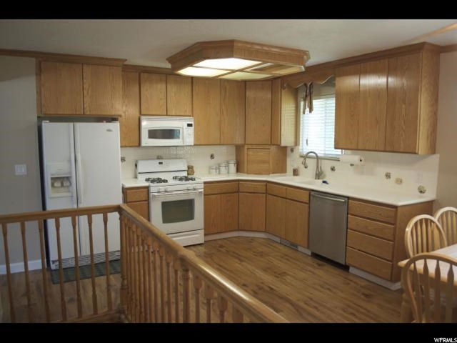 1443 N 550 W, Clinton, UT 84015 — photo 4