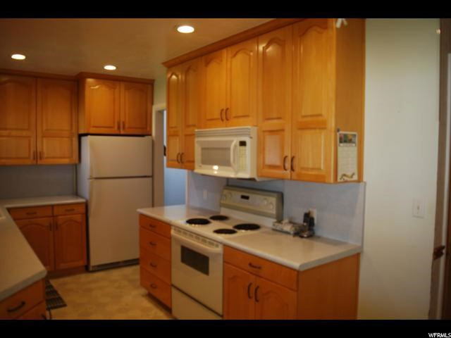415 E 6815 S, Midvale, UT 84047 — photo 7