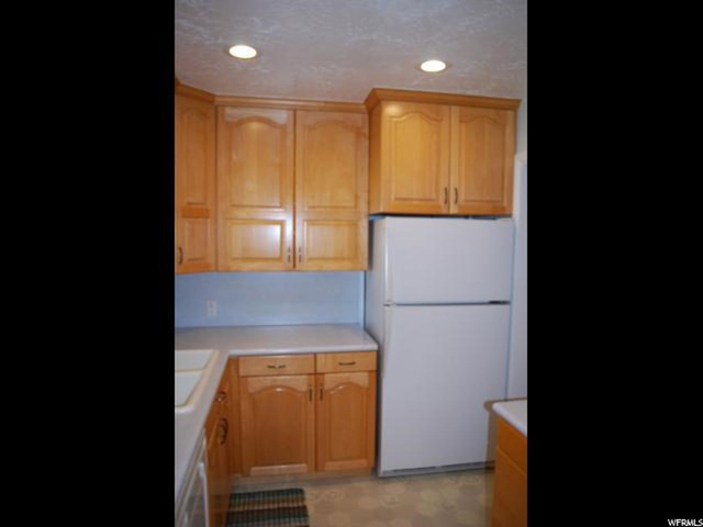 415 E 6815 S, Midvale, UT 84047 — photo 9