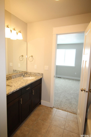 256 W 40 N, Hyrum, UT 84319 — photo 6