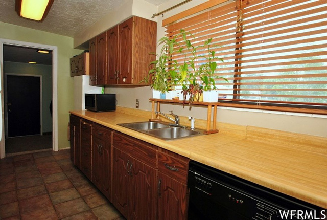 1083 E 7625 S, Midvale, UT 84047 — photo 5