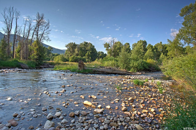 768 E Weber Canyon Rd, Oakley, UT 84055 — photo 2