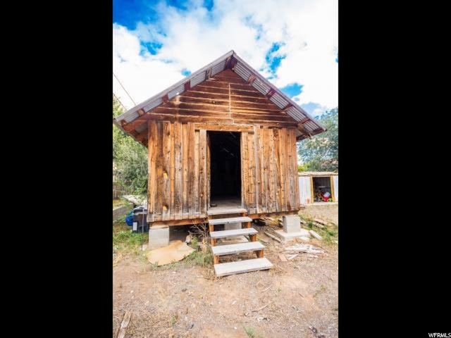 305 E 400 S, Vernal, UT 84078 — photo 9