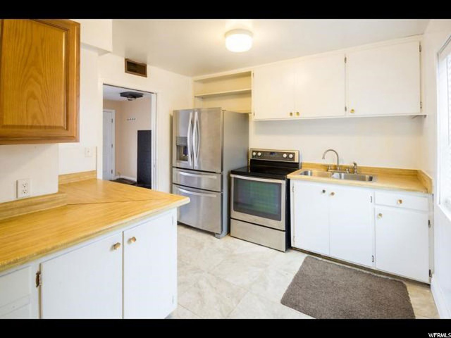 305 E 400 S, Vernal, UT 84078 — photo 8