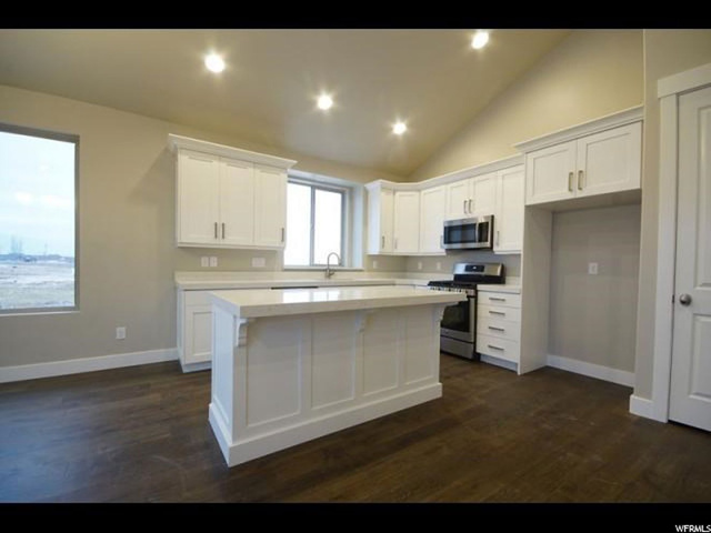 665 S 1900 W, Layton, UT 84041 — photo 12
