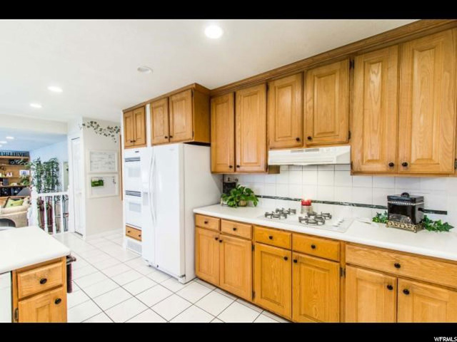 1498 E Tallowood Cir S, Sandy, UT 84093 — photo 9