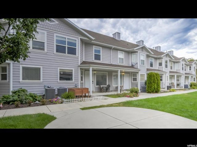 561 Laurel Hurst Ct, Ogden, UT 84401 — photo 2