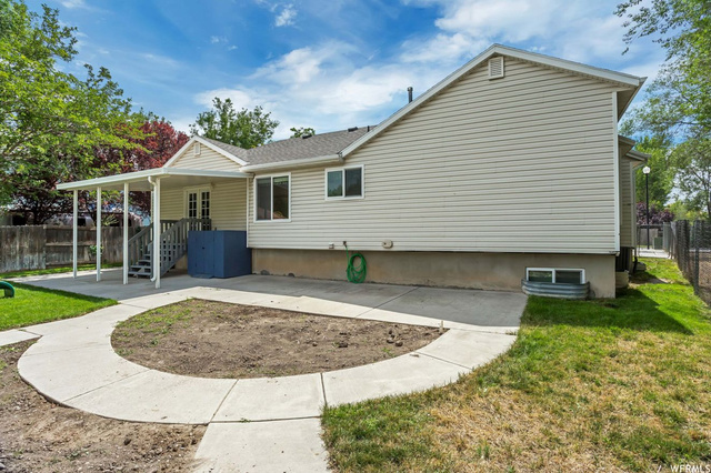 225 E White River Dr, Sandy, UT 84070 — photo 5