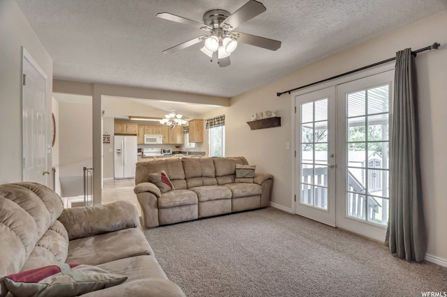 225 E White River Dr, Sandy, UT 84070 — photo 9