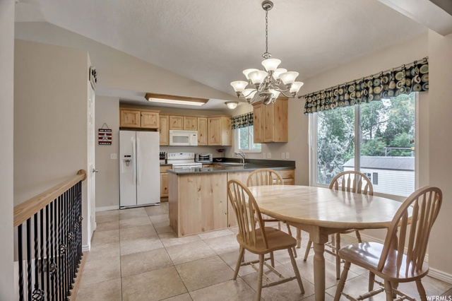 225 E White River Dr, Sandy, UT 84070 — photo 10
