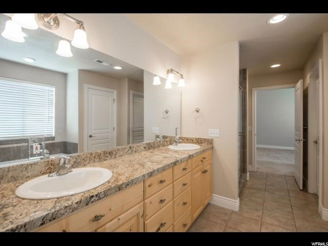 2094 S 450 E, Kaysville, UT 84037 — photo 12