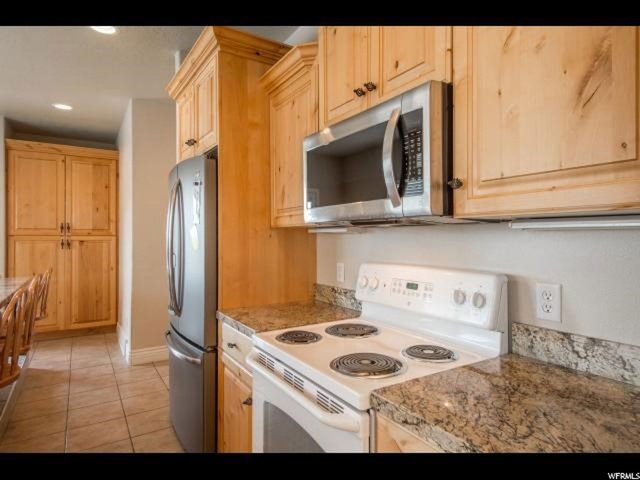 2094 S 450 E, Kaysville, UT 84037 — photo 5