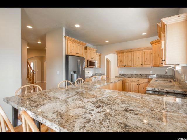 2094 S 450 E, Kaysville, UT 84037 — photo 4
