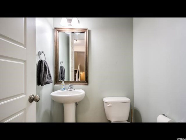 1593 S 100 E, Farmington, UT 84025 — photo 9