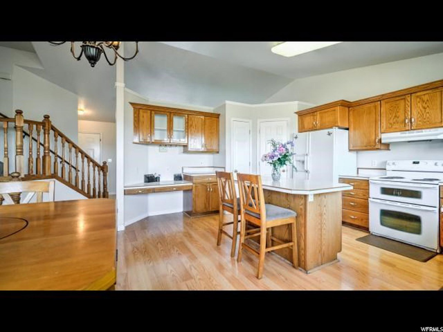 672 E 440 S, Hyrum, UT 84319 — photo 4