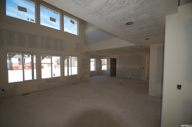 1892 N 1350 W, Clinton, UT 84015 — photo 4