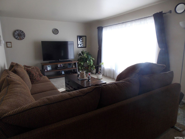 4594 S 250 E E, Washington Terrace, UT 84405 — photo 4