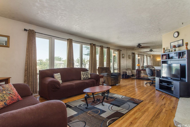 31 W 1500 S, Bountiful, UT 84010 — photo 2