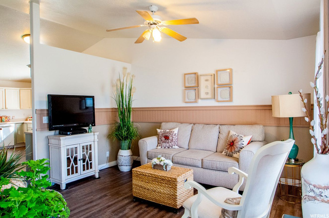 1149 Tule Dr, Hyrum, UT 84319 — photo 2