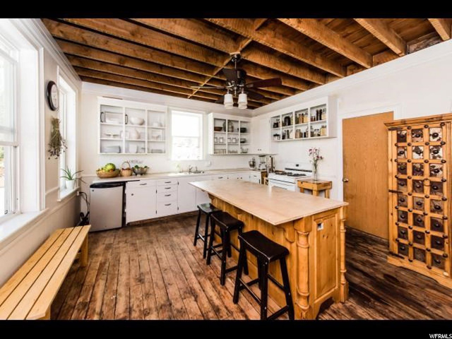 550 W 300 S, Hyrum, UT 84319 — photo 4