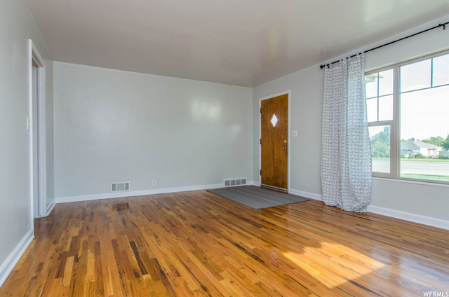 276 E 9000 S, Sandy, UT 84070 — photo 4