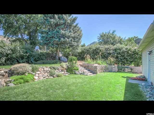 243 E Balsam Dr, Centerville, UT 84014 — photo 6