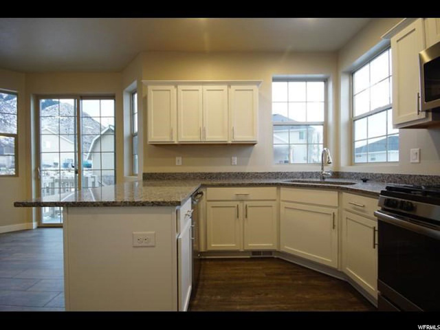 895 E 1800 N, North Ogden, UT 84414 — photo 11
