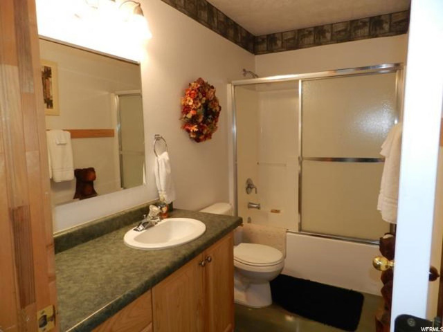 543 W Raspberry Patch Rd, Garden City, UT 84028 — photo 10
