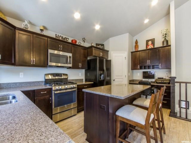 3259 N Redshoulder Dr, Layton, UT 84040 — photo 9