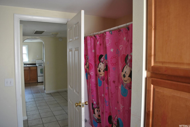 951 E Rushton, Ogden, UT 84401 — photo 2