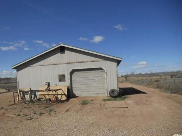2136 S State St, Roosevelt, UT 84066 — photo 10