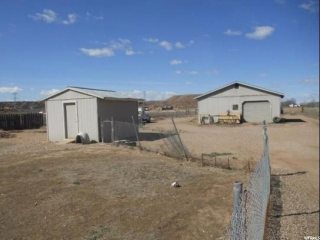 2136 S State St, Roosevelt, UT 84066 — photo 9