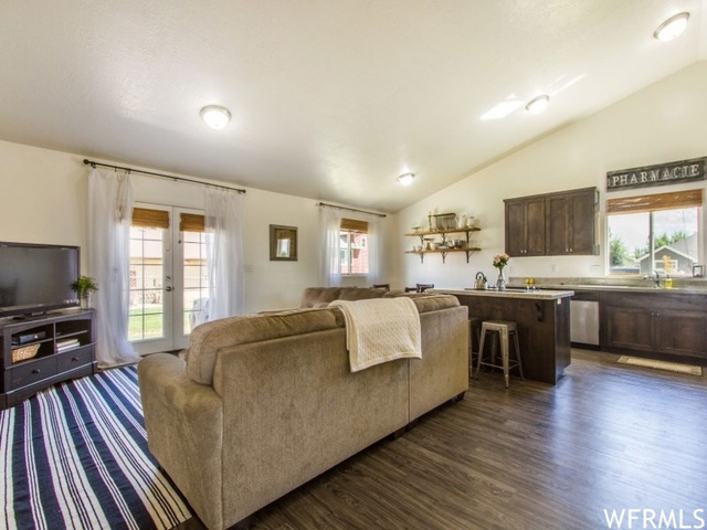 622 N 1500 W, Clinton, UT 84015 — photo 8