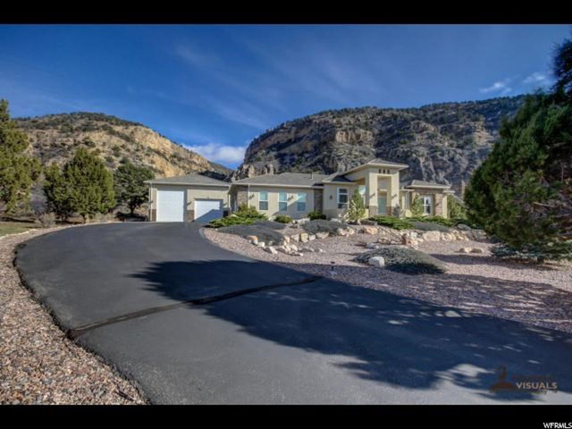 2251 S Tu-ee Trl, New Harmony, UT 84757
