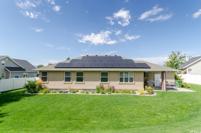 528 S 800 E, Smithfield, UT 84335 — photo 8