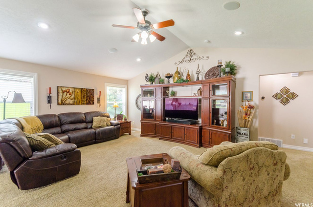 528 S 800 E, Smithfield, UT 84335 — photo 12