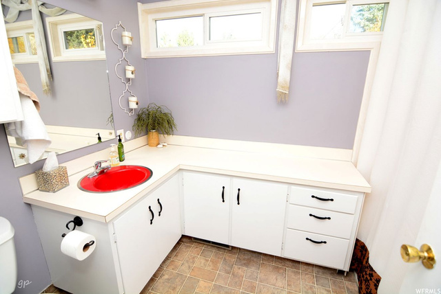 1220 E 300 N, Logan, UT 84321 — photo 7
