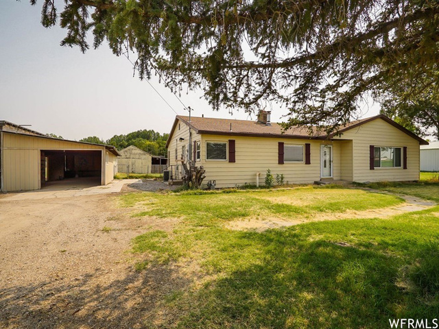 4384 S 5900 W, Hooper, UT 84315 — photo 2
