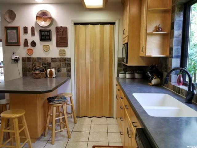 345 S 300 E, Hyrum, UT 84319 — photo 8