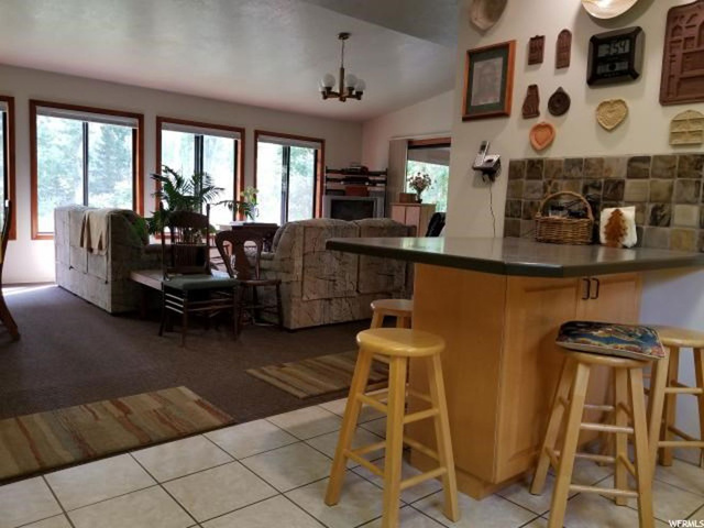 345 S 300 E, Hyrum, UT 84319 — photo 9