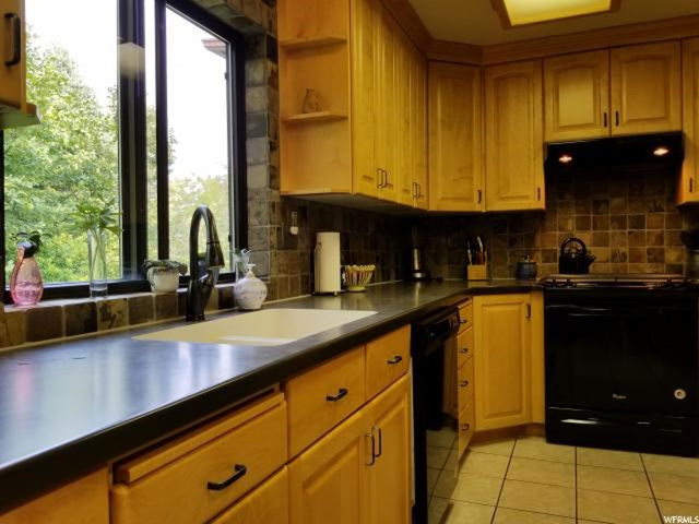 345 S 300 E, Hyrum, UT 84319 — photo 11